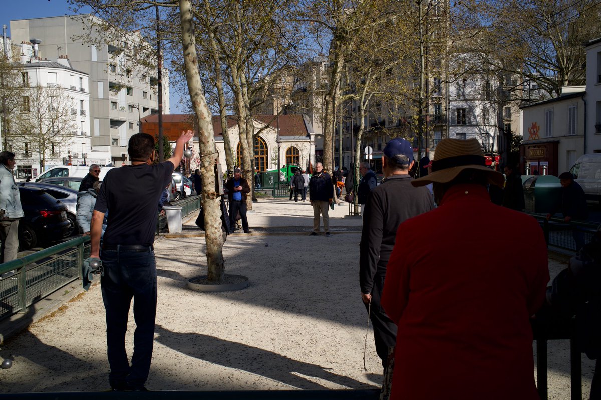 Mairie17's tweet image. Tu tires ou tu pointes ? 🎯

Aujourd’hui au boulodrome de la Place Navier ça jouait sérieux… mais toujours dans la bonne humeur ! 😎

#Paris17 #Pétanque #Boulodrome #Paris #Sport