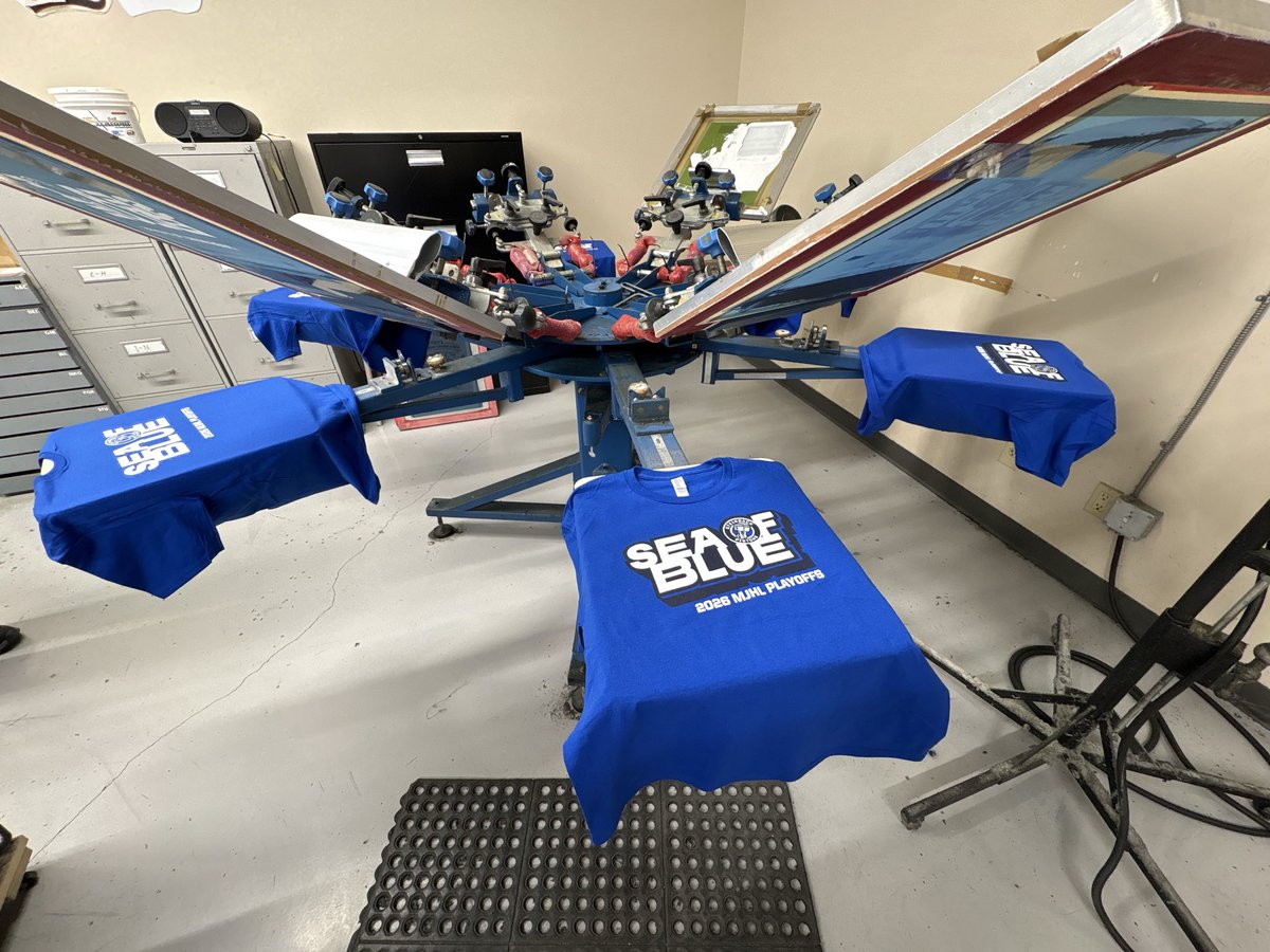 MJHLPistons's tweet photo. Get ready for tomorrow’s Pre-Party at the SEC with our #SeaofBlue merchandise! Huge thanks to @CreativePrintAl for making our hoodies and t-shirts look fantastic. Don’t forget to wear your Blue and join us—puck drop is at 7:00. Secure your tickets now—link in bio! 

#mjhlhockey https://t.co/8fJEvg0BjI