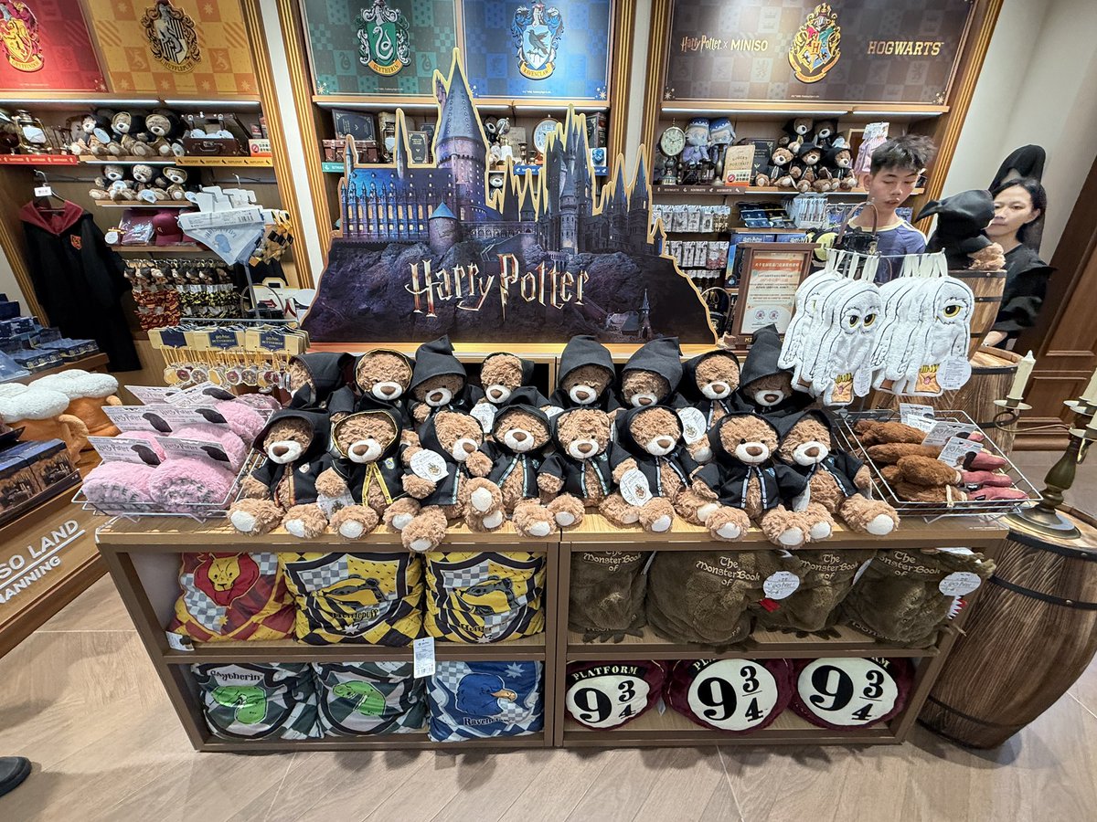 Attractions 360° tweet media