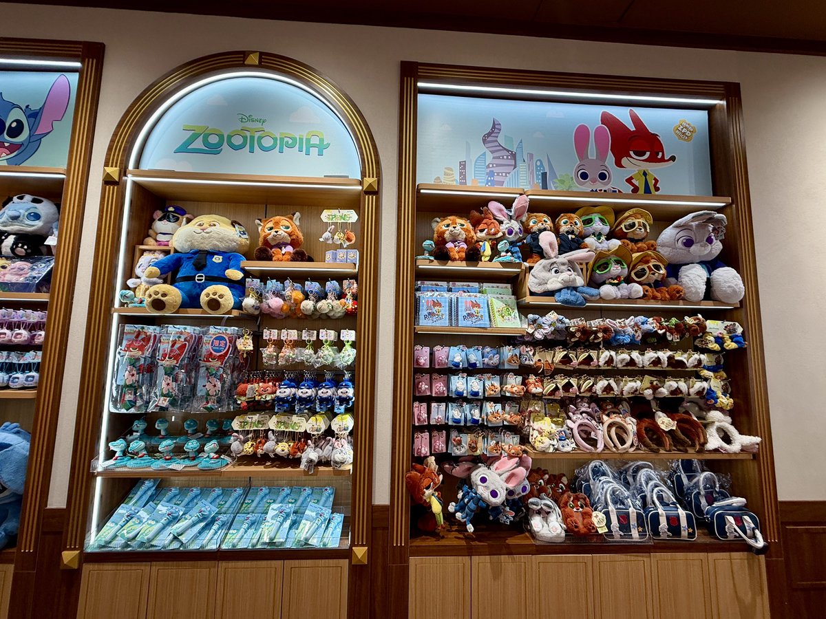 Attractions 360° tweet media