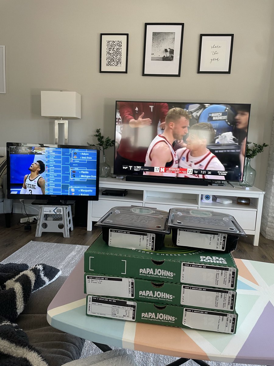 Megan Grajczyk tweet media