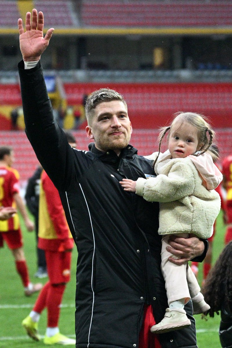 Semih Güler ve kızı Defne ❤️