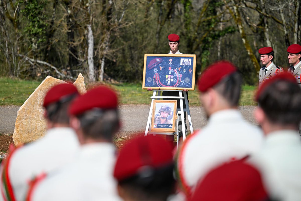 Chef de corps du 1er RCP tweet media