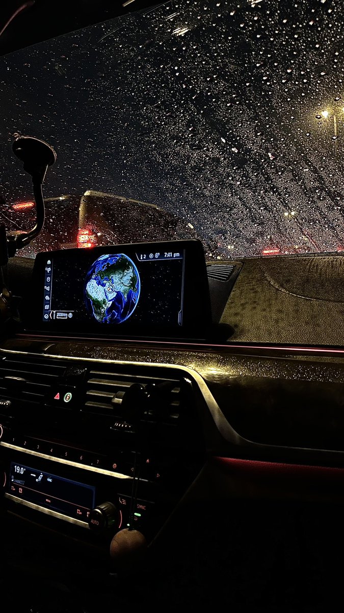 عـلي العضيله tweet media