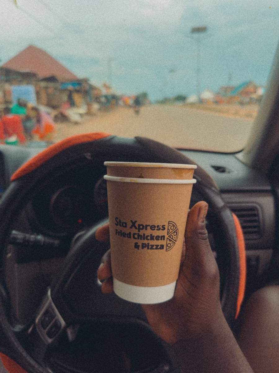 bryanodong's tweet photo. Just eaten a huge roasted local chicken in Soroti for 5K. There is no one who is going to convince me to buy these baby broiler chickens in Kla again.   

Soroti. https://t.co/O0nK4AIA9n