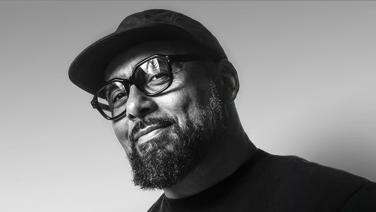 Little Black Book tweet media