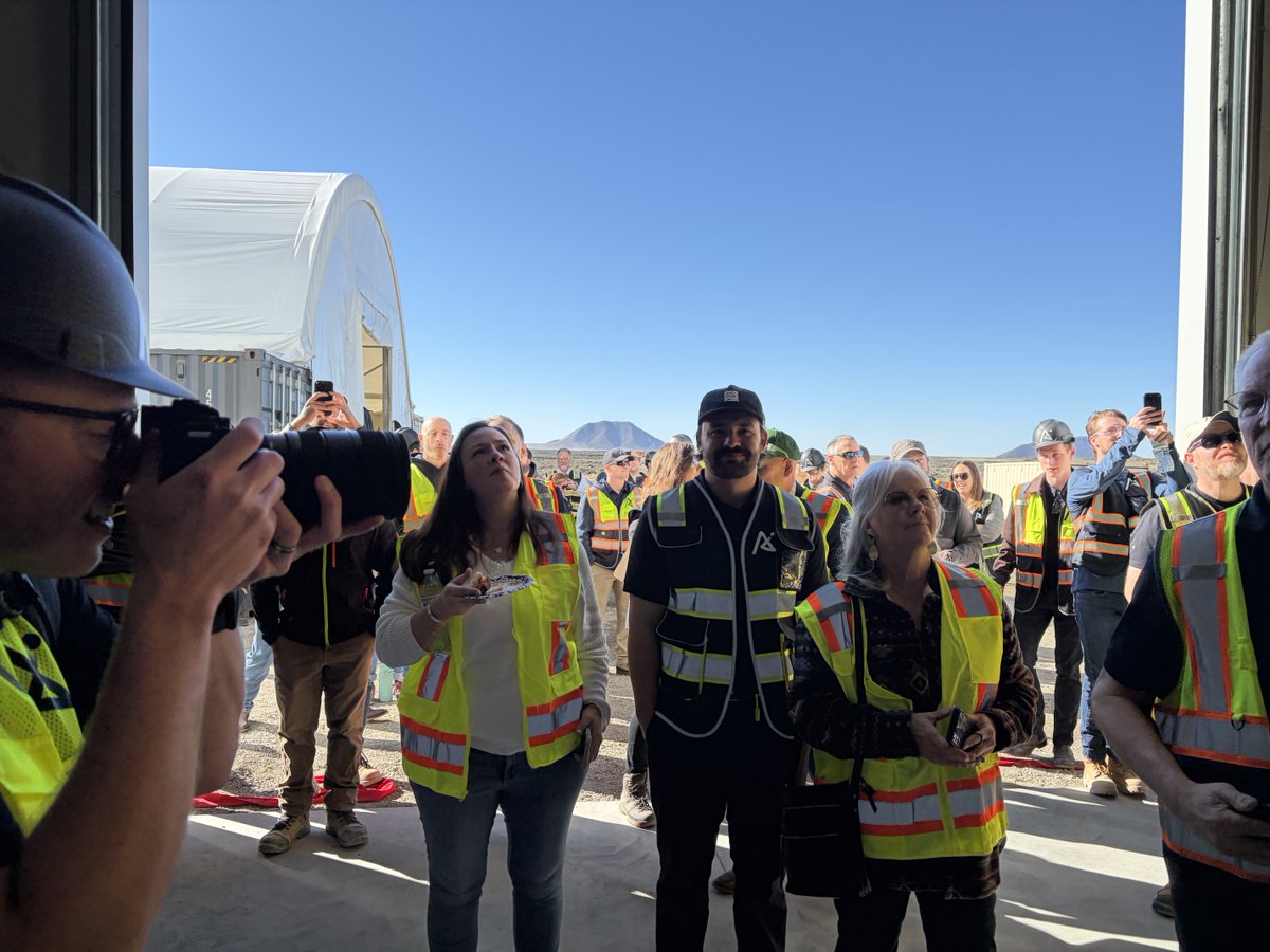 Matt Loszak tweet media