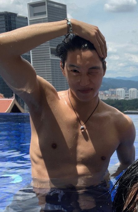 aρίσα tweet media