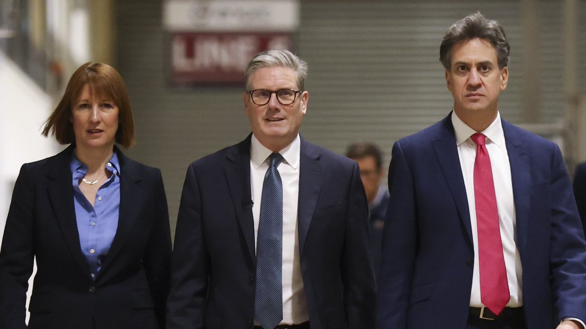 GET LABOUR OUT tweet media