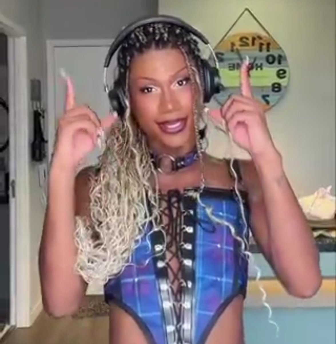 Emmie Reek tweet media