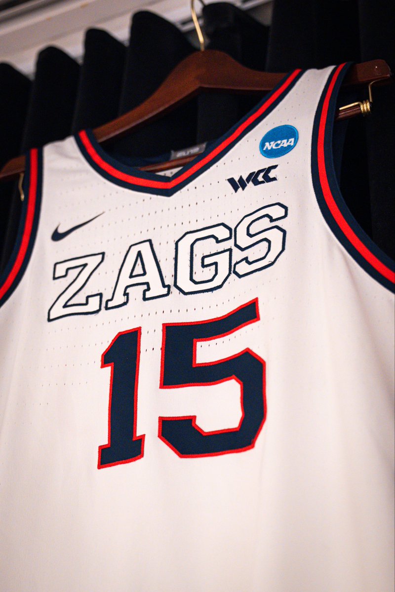 Gonzaga Basketball tweet media