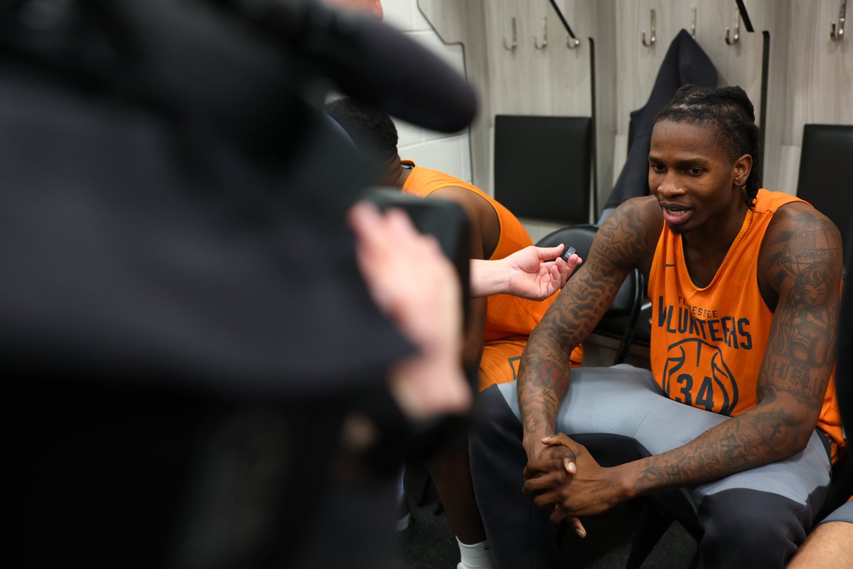 Tennessee Basketball tweet media