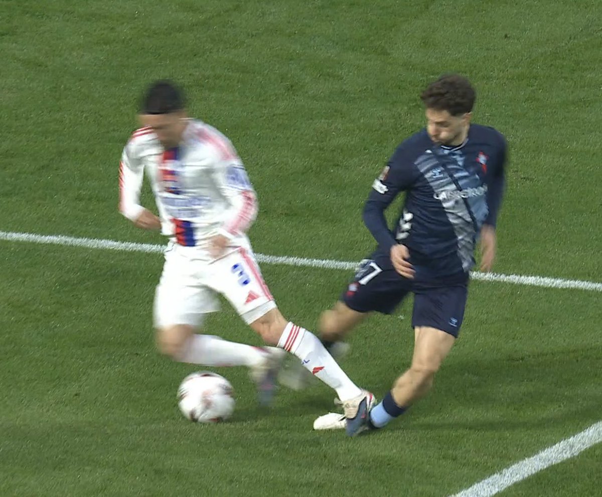 The Touchline | 𝐓 tweet media