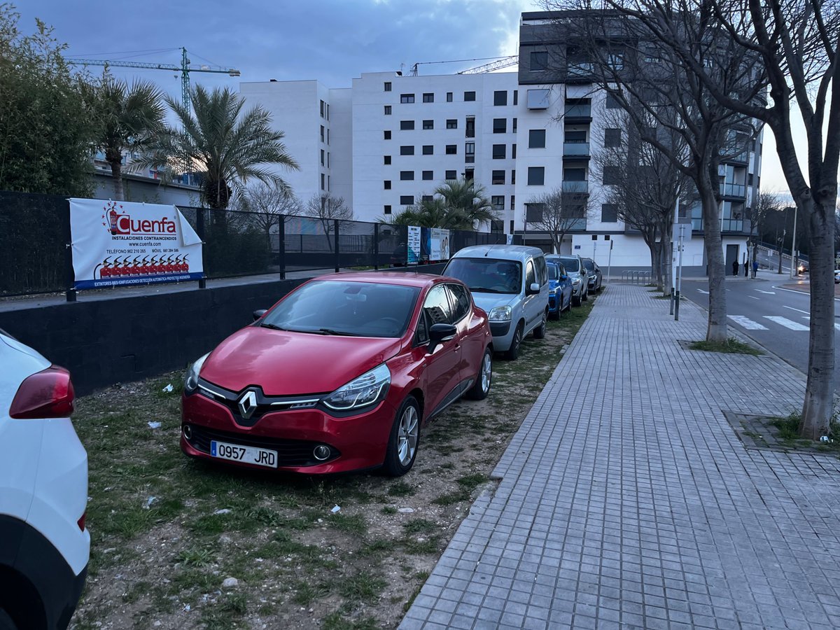 Carles #XUnida❤️ tweet media