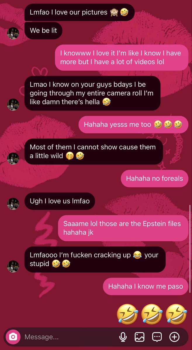 DisJavii's tweet photo. It’s my friends birthday lol and I just posted pictures of us BUT NOT THE EXCLUSIVE ONES LOL #epstein #pictures #exclusive https://t.co/7ot1ZtAYy7