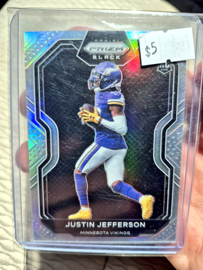 KNOCKOUT CARDS tweet media