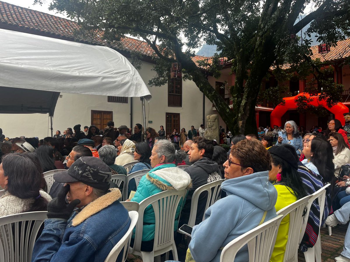 Radio Nacional CO tweet media