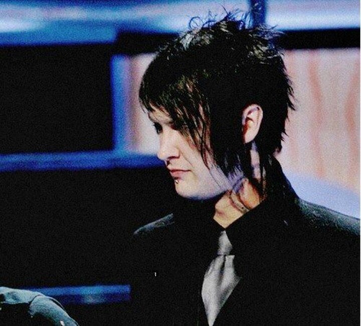 the rev thinker 💭 tweet media