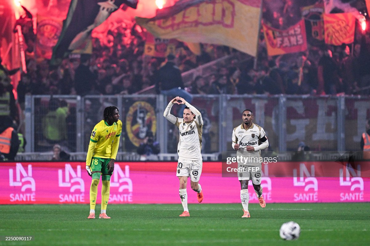 Fumi’Data Lens tweet media