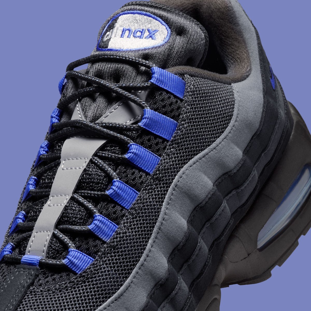 Sneaker Bar Detroit tweet media