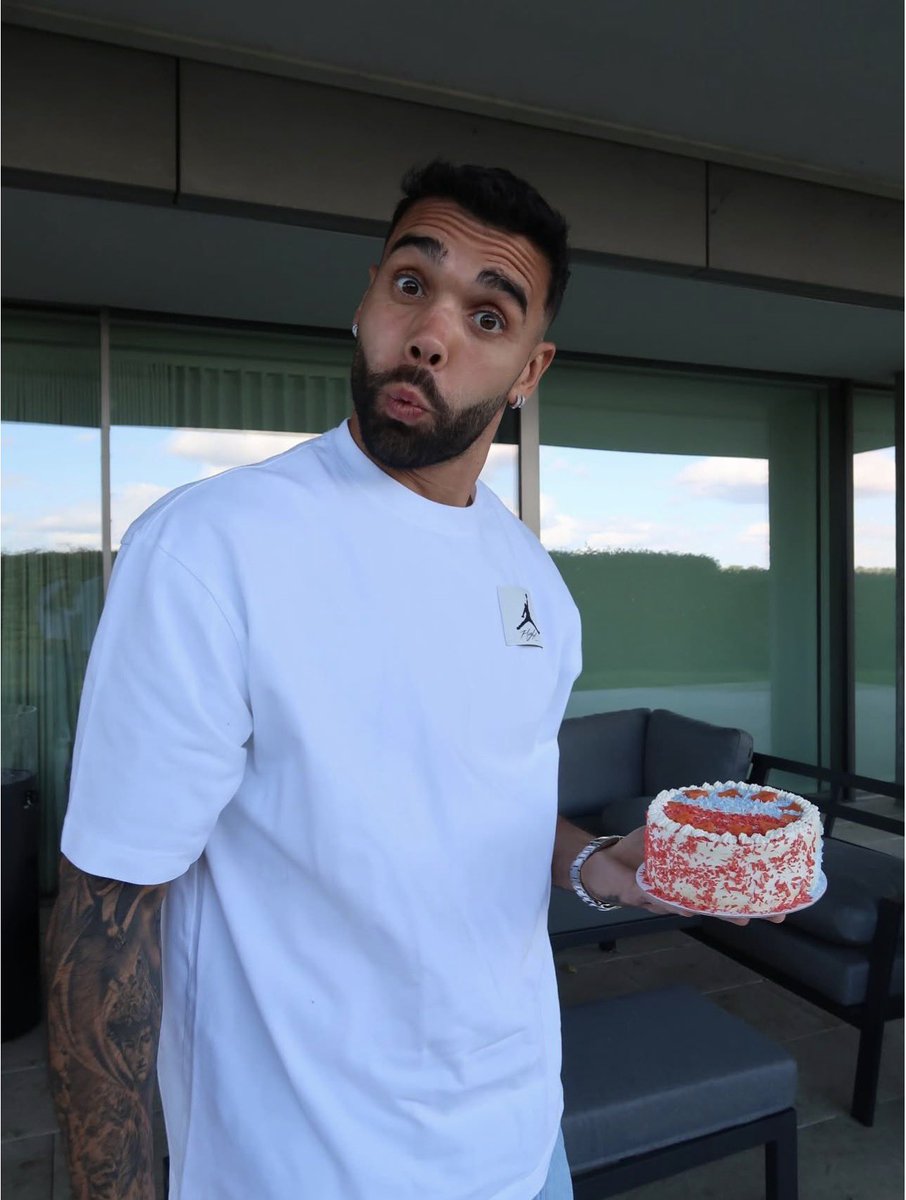 Gooner Chris tweet media