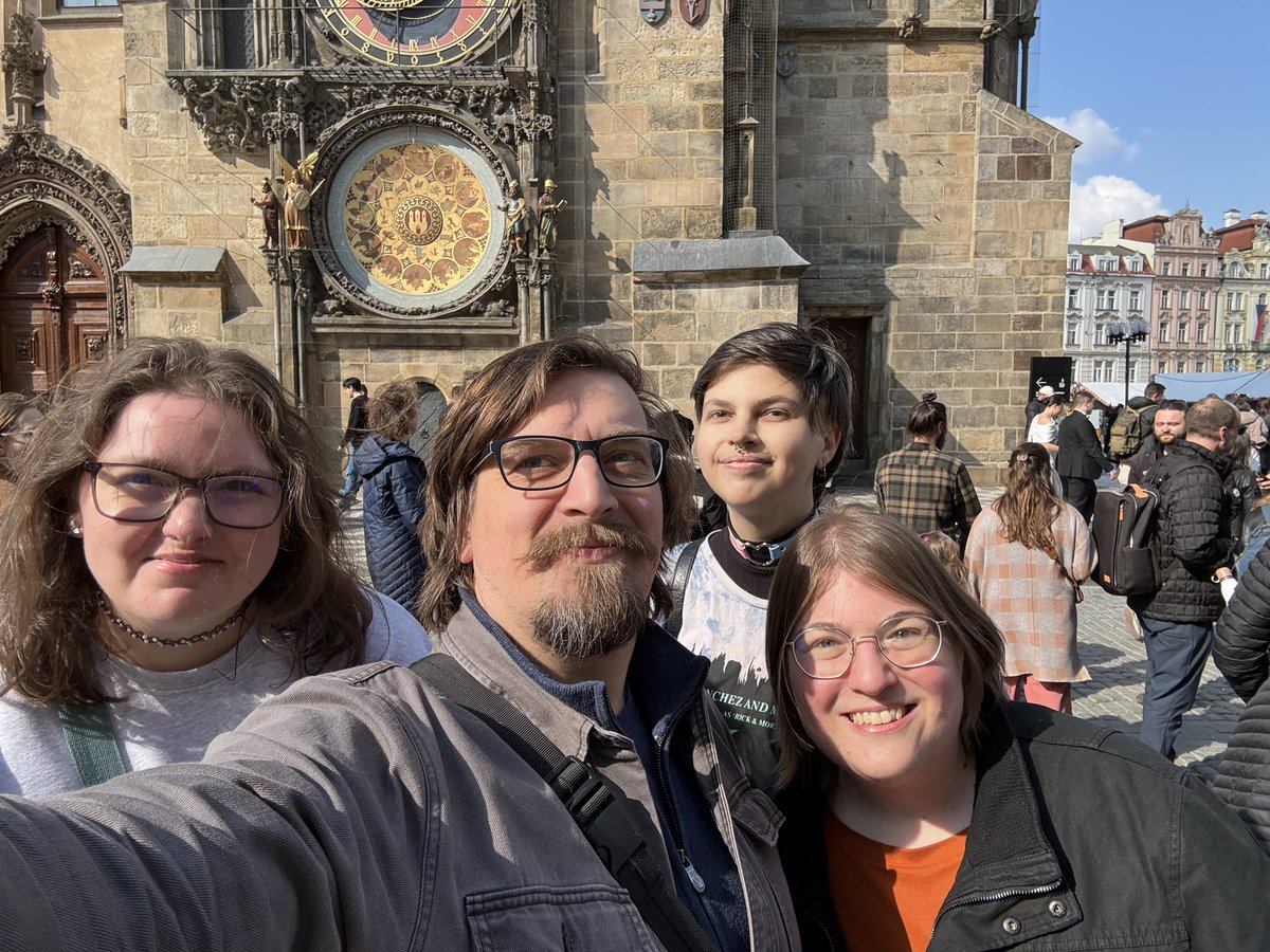 Monster_heart tweet media