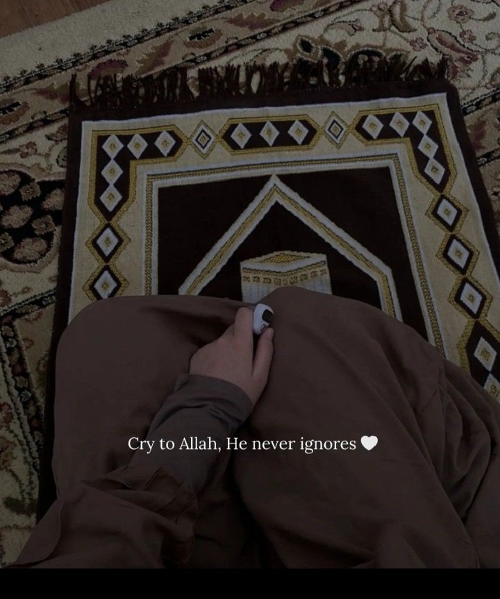 Allihamdullilahi 🤲💐 Ramadan 2025/2026 come to an end 🤲🙏
 May all our silent prayers inside ramadan come to pass 🤲🤲🤲🙏 Amin
 Congratulations to all Muslims brothers and sisters moshallah 💐🥰