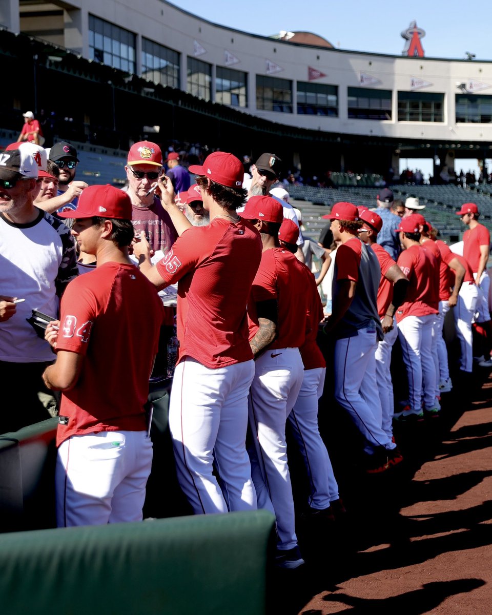 Los Angeles Angels tweet media
