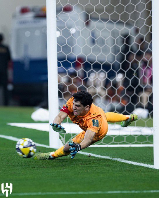 مشعل فقط tweet media