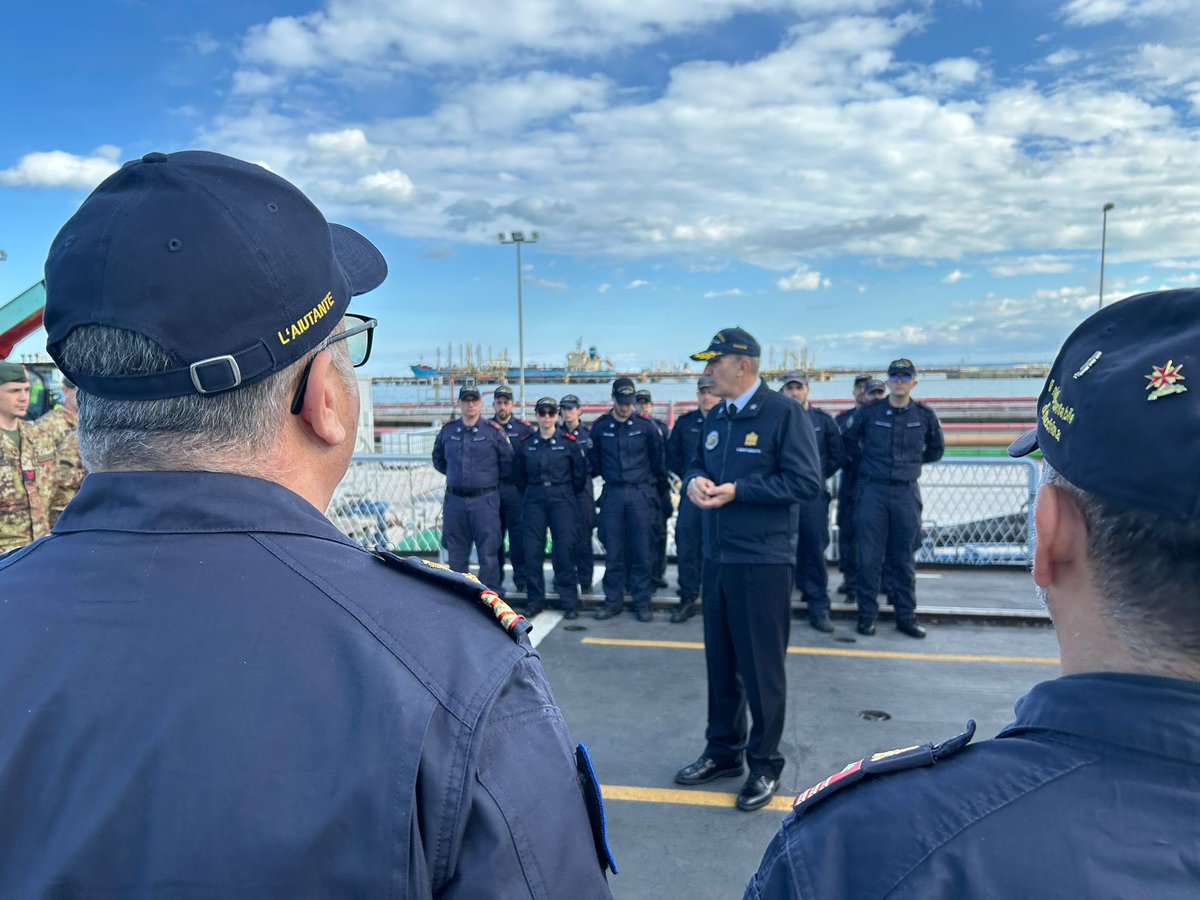 Marina Militare tweet media