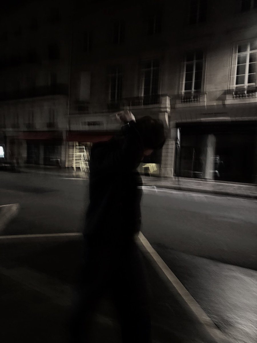 َEiser. tweet media