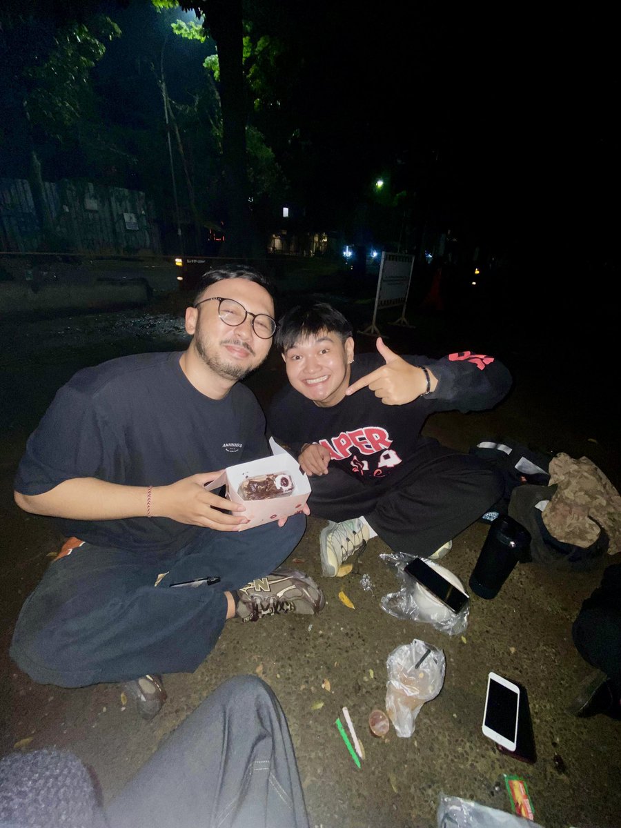 ping 🇵🇸 tweet media