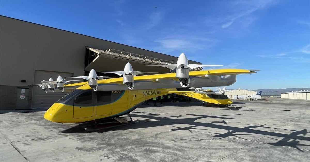 Wisk Aero de Boeing dévoile son deuxième prototype d'eVTOL autonome de 6e génération 
Boeing's Wisk Aero Rolls Out Second Gen 6 Autonomous eVTOL Prototype

buff.ly/IwPb0Hw