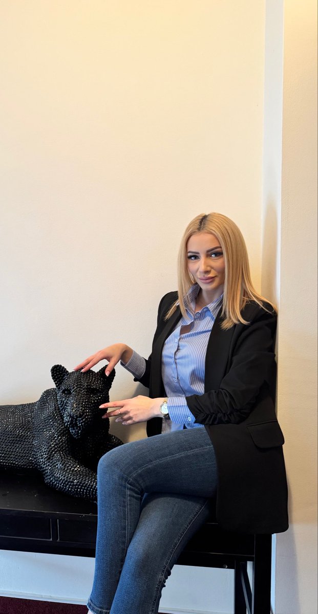 Angie Shaen tweet media