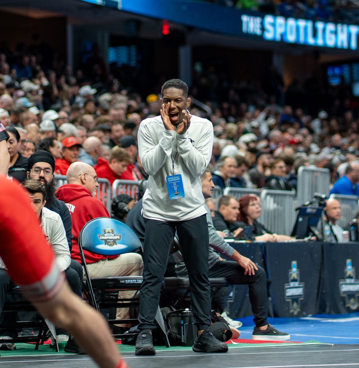 Davidson Wrestling tweet media