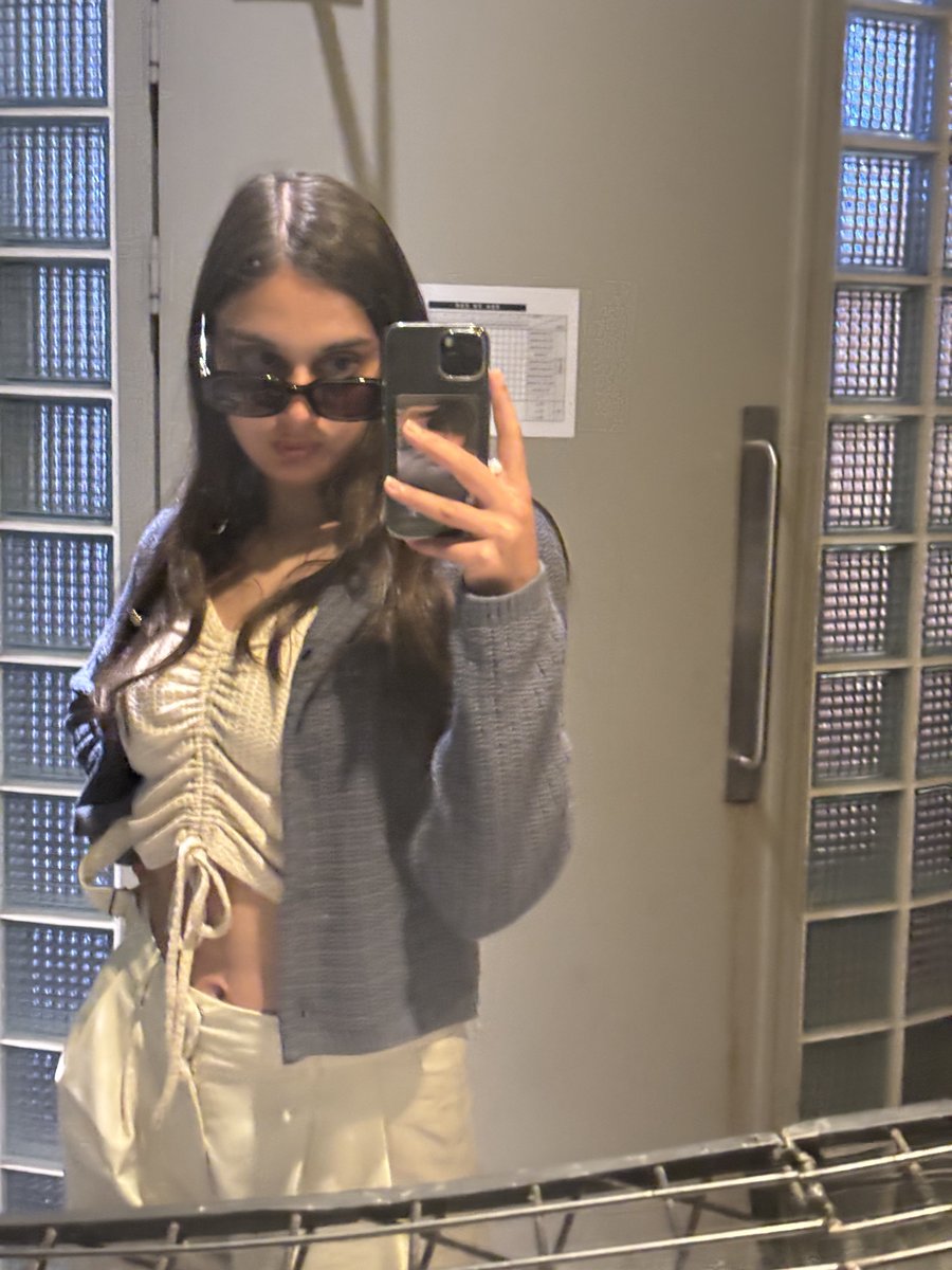 M8 Silis ♡ tweet media