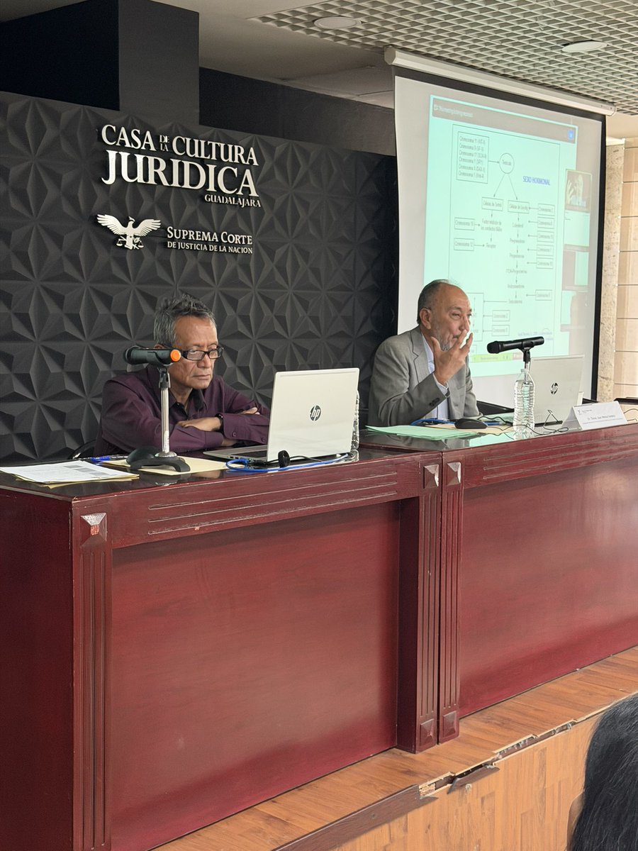 Iniciando el foro de infancias trans en Jalisco‼️🏳️‍⚧️