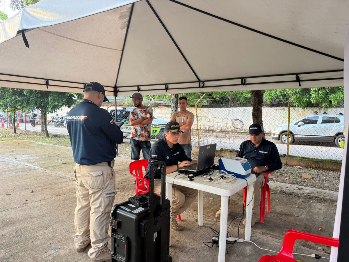 Migración Colombia tweet media