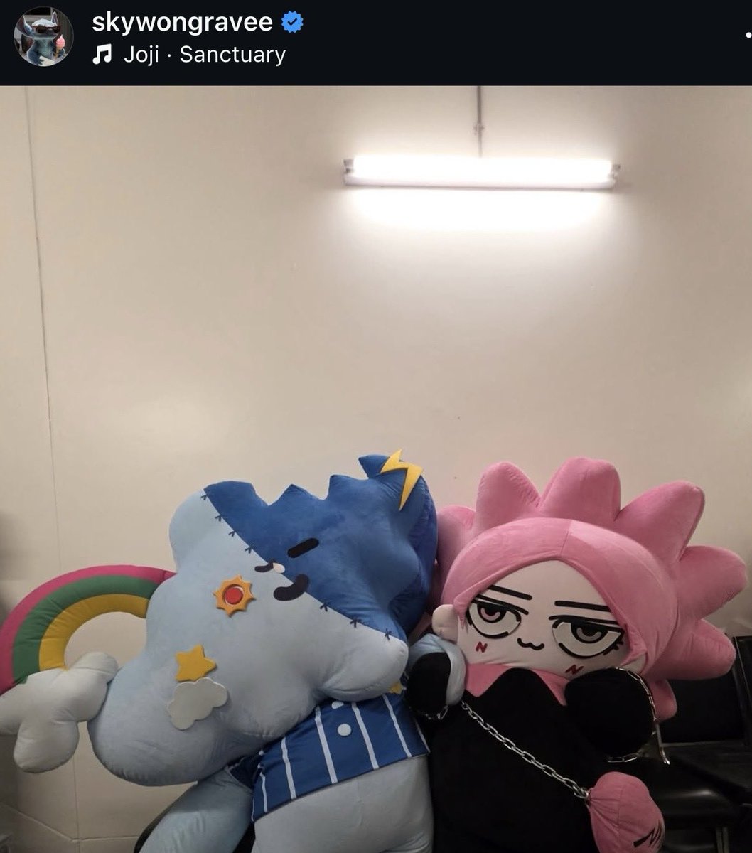 moon ☁⋆｡☾𝒲𝓊 tweet media