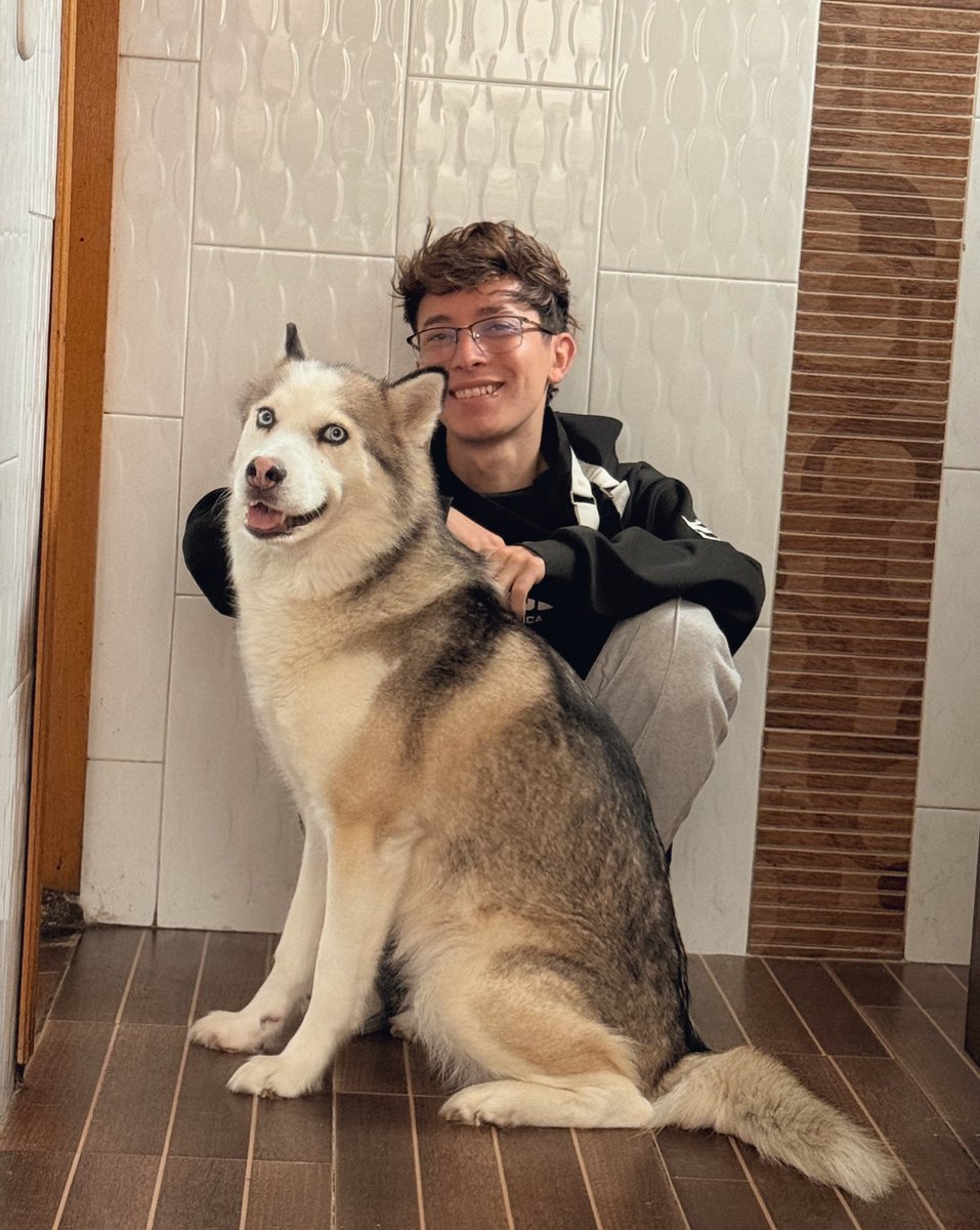 Luixmi12 tweet media