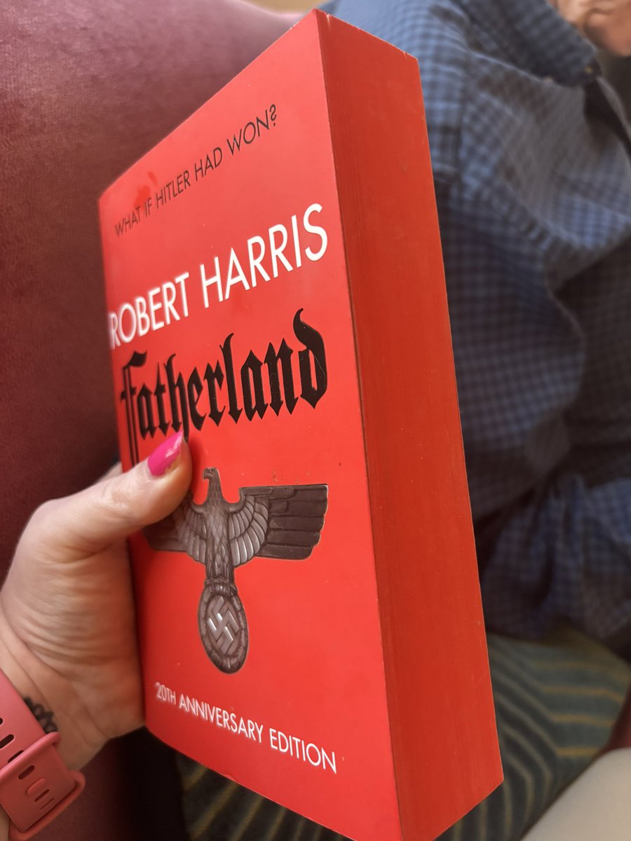 Claire L Meadows MA 🖋️ tweet media