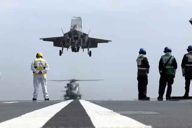 Modern Royal Navy tweet media