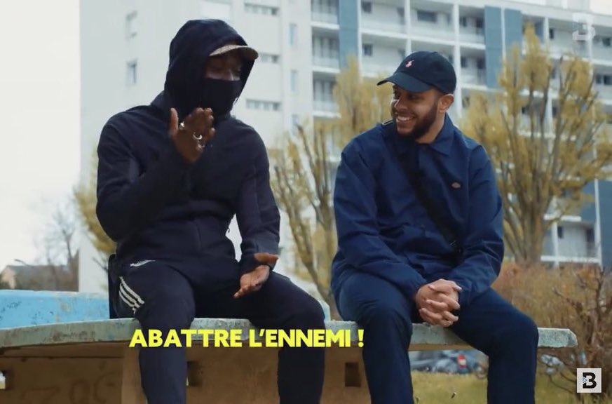 Mona Mona tweet media