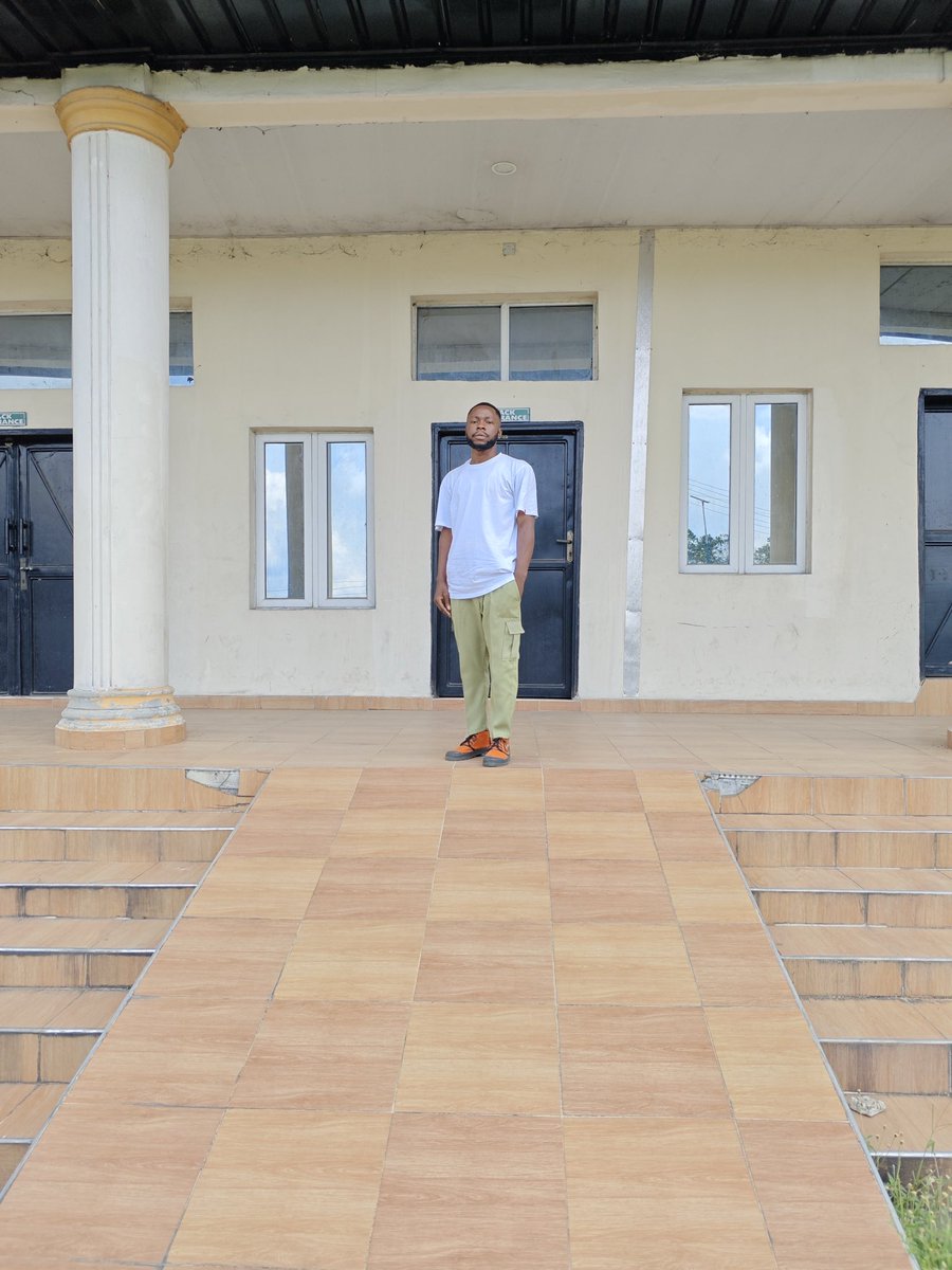 ๐ซ ๐ณ๐๐๐ ๐ญ๐๐ tweet media