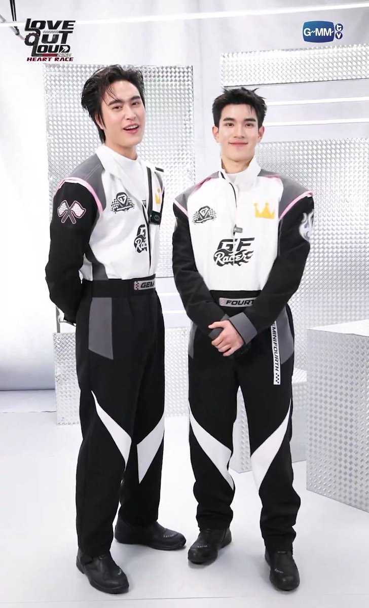 ยืนข้างกันเฉยๆป้าก็ฟินไปถึงชาติหน้า