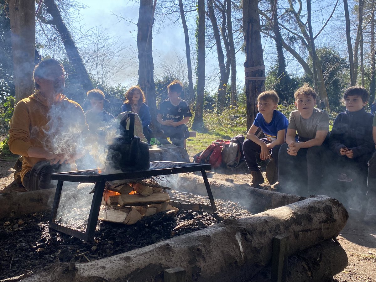 Ysgol Sychdyn tweet media