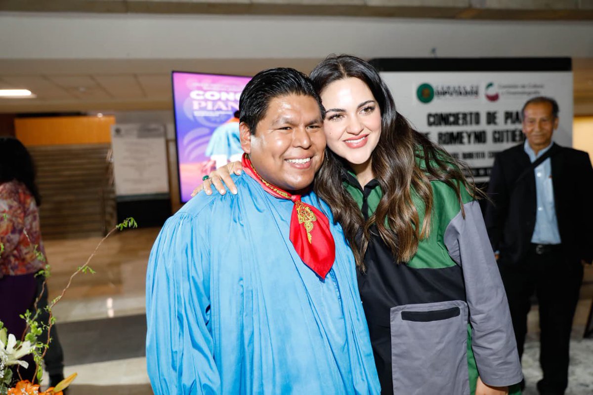 Andrea Chávez tweet media