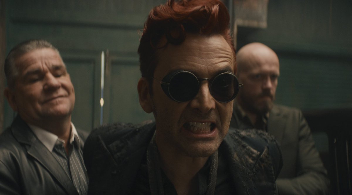 Primeira imagem oficial do último episódio de #GoodOmens.