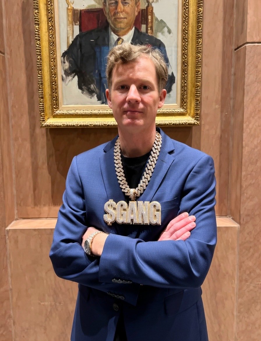 Gangbang On Proton tweet media