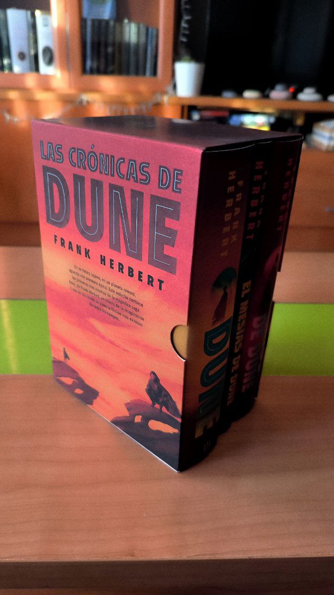 La cámara de Mazarbul tweet media